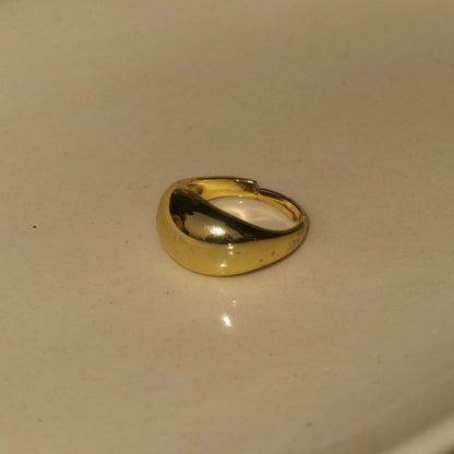 Lotus lullaby gold ring